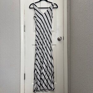 LOFT V-Neck Black & White Maxi Dress with Diagonal Stripe - 4P